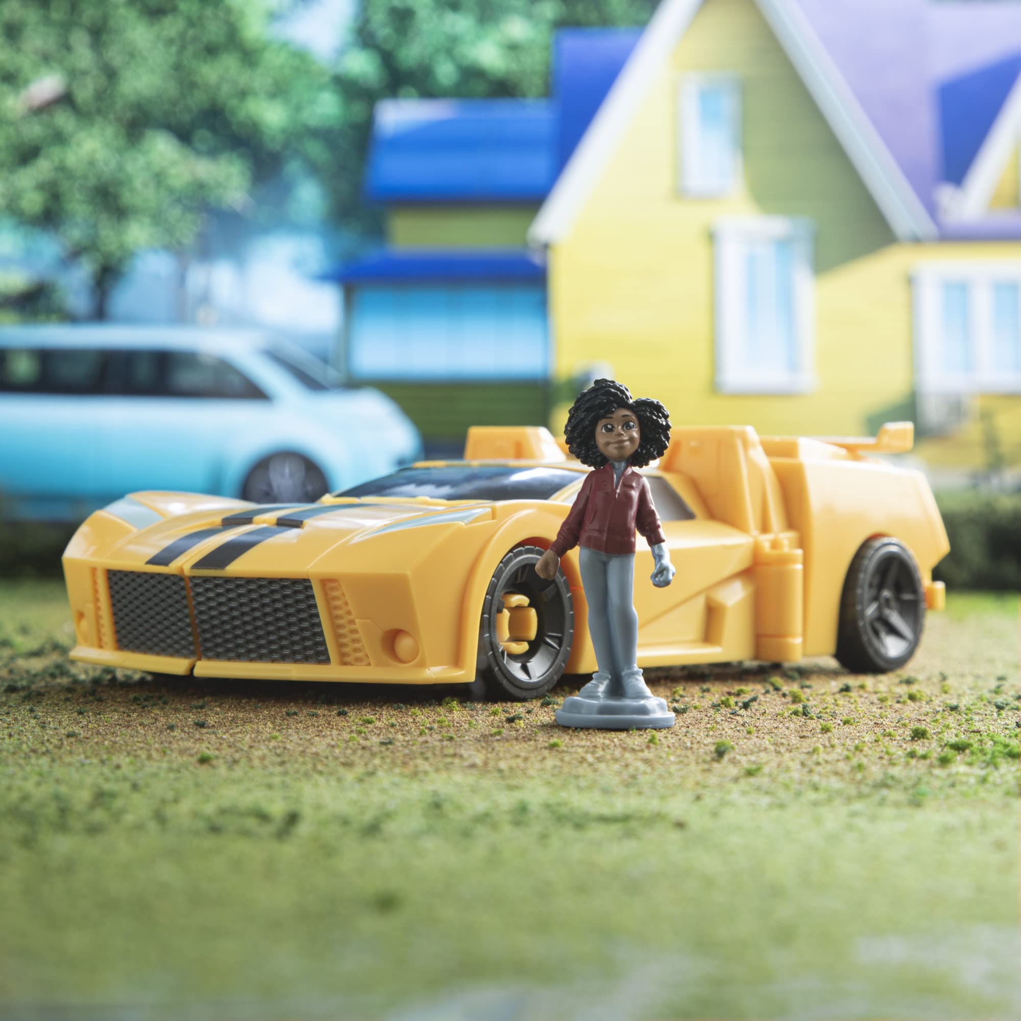 Transformers Spielzeug EarthSpark Spin Changer Bumblebee Action-Figur (20 cm) mit Mo Malto Figur (5 cm), ab 6 Jahren