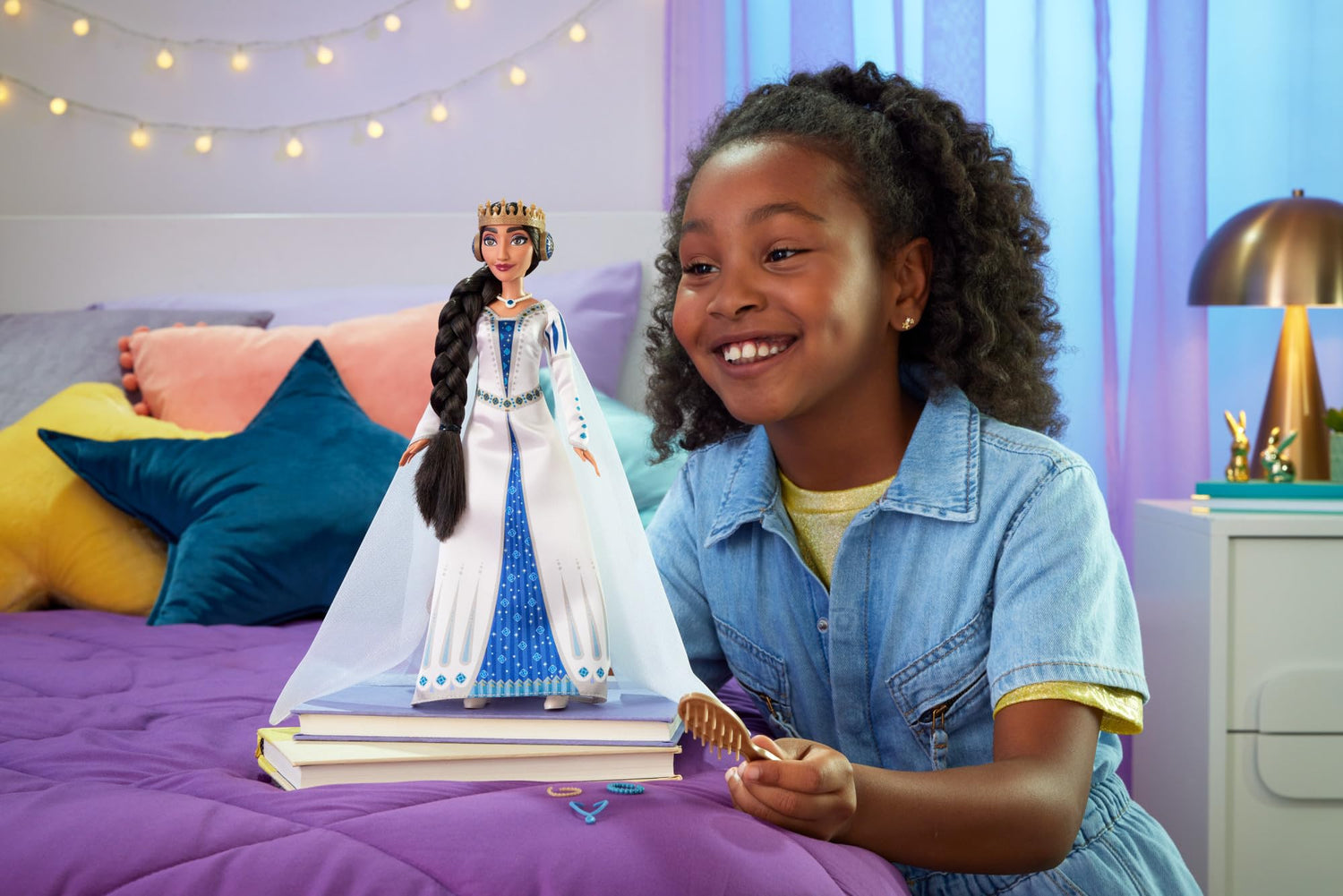 Mattel Disney Wish Queen Amaya of Rosas Fashion Doll, Posable Doll in Removable Outfit &amp; Shoes with Accessories, HRC11