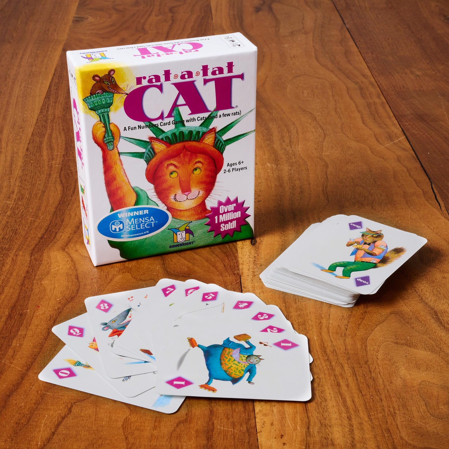 Gamewright | Rat-a-tat Cat Game | Card Game | Ages 6+ | 2-6 Players | 20 Minutes Playing Time, Multicolor, 5 Inches